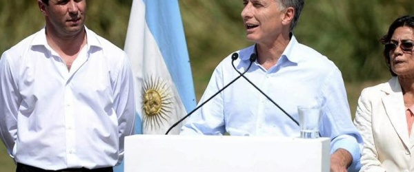 El presidente Macri anuncia la eliminación de retenciones a la minería
