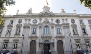 El Tribunal Supremo español llama a declarar como imputados a dos expresidentes de Andalucía