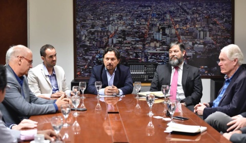 El Gobernador electo de Salta se reúne con empresarios de la minería que extraen cobre en Tolar Grande