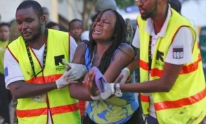 147 muertos en un campus universitario de Kenia tras un ataque de un grupo islamista
