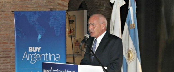 El ministro Meyer inaugura el encuentro Buy Argentina 2015 en Buenos Aires