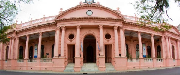 Los gobernadores de Salta y Corrientes firmarán tres convenios de colaboración