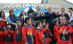 Jardines de infantes 'no penales' para niños hijos de reclusas