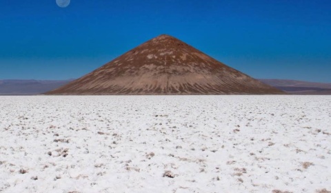 El gobierno de Salta ampara la exploración privada de litio en el salar de Arizaro