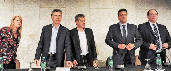 Candidatos estancados, sociedad escéptica