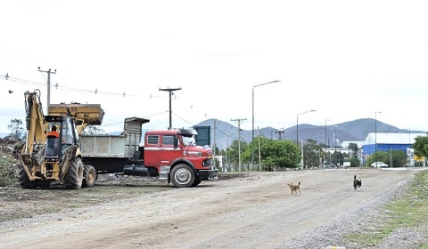 La Municipalidad de Salta limpia de basuras la zona de La Pedrera