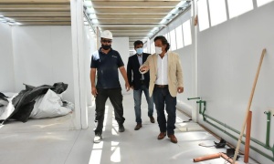 Sáenz supervisa las obras del centro modular sanitario en Cafayate