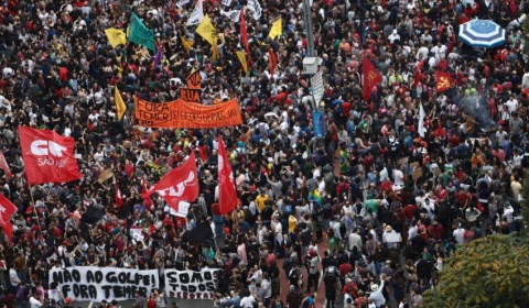Miles de brasileños marchan contra el gobierno de Temer y piden elecciones