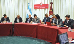 Las políticas dispersas y la falta de coordinación anulan la eficacia del gobierno de Salta