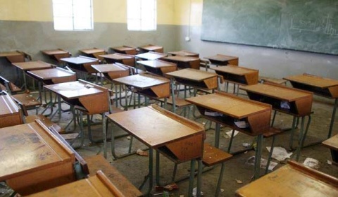 Un juez desorientado busca a docentes autoconvocados en Salta para notificarles que deben abandonar la huelga