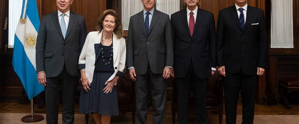 Grieta y consensos, de Washington a Buenos Aires