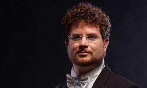 Concierto debut de Noam Zur, nuevo director de la Orquesta Sinfónica de Salta