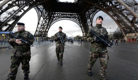 Francia anuncia un aumento 'excepcional' de recursos humanos y técnicos para combatir al yihadismo