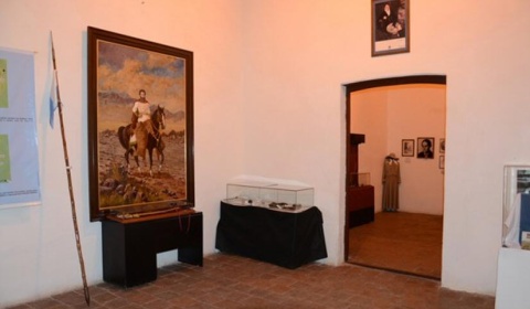 Muestra dedicada al General Güemes en el Museo Casa de Hernández