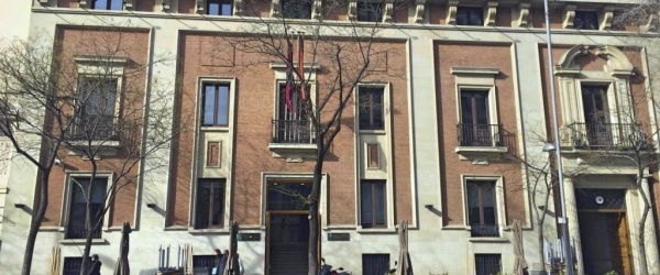 Urtubey, invitado a dar una conferencia en Madrid, llega a España seis días antes