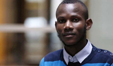Lassana Bathily, el joven que salvó a varios rehenes en Hyper Cacher, tendrá la nacionalidad francesa