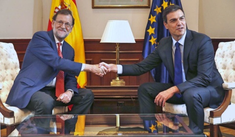 Un cambio de gobierno sin caos ni histeria