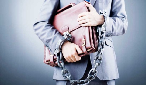 Condenado un falso gestor del IPV que estafaba con promesas de casas