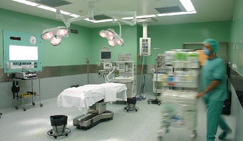 Absuelto el médico Cornejo Costas de la acusación de homicidio culposo
