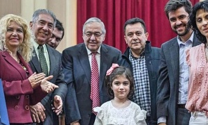 Lucas Godoy convierte la Cámara de Diputados de Salta en un ‘talent show’