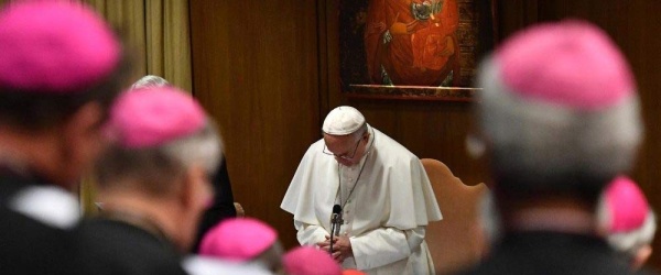 El Papa Francisco cerca a los cardenales de la Santa Sede con nuevas leyes contra la corrupción