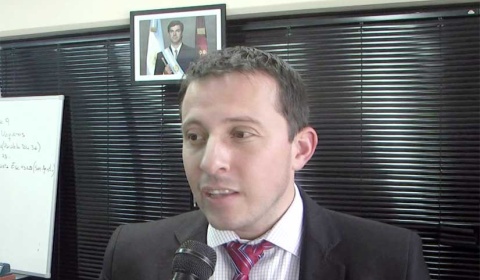 Urtubey firma con la Universidad Austral un convenio para impartir a empleados públicos un curso de tres días
