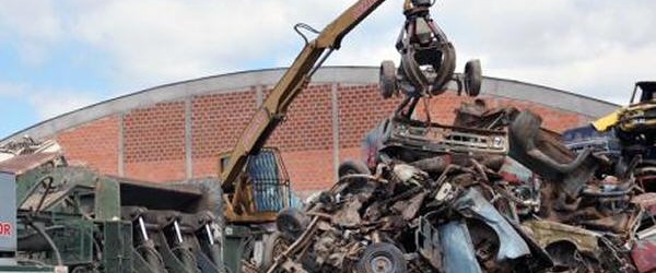 El gobierno nacional suspende por un año la exportación de chatarra