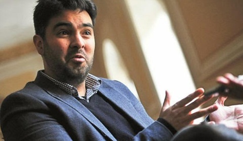 El director boliviano Mauricio Otazo Fagalde dirige la Orquesta Sinfónica de Salta