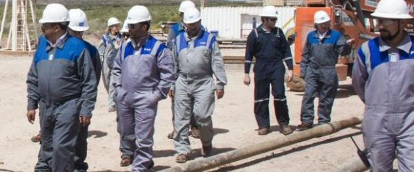 Miguel Isa visita el yacimiento petrolífero Vaca Muerta en Neuquén
