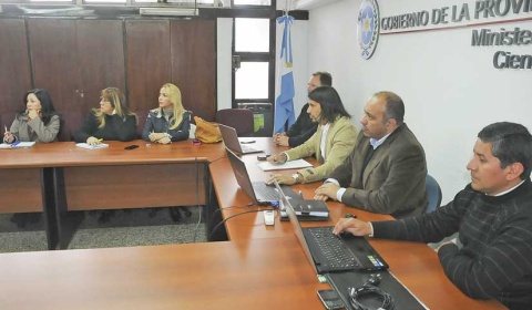 El gobierno de Salta ofrece a los sindicatos docentes un aumento acumulado del 29%