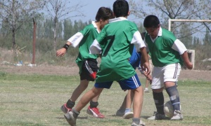 Una jueza de Tartagal condena a unos okupas futbolistas a devolver la cancha a sus propietarios