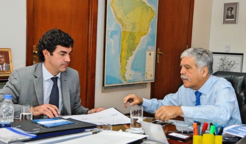 Cuando estallan las garrafas y la corrupción