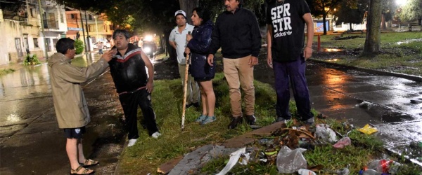 Sáenz supervisa el funcionamiento de las obras hídricas en plena tormenta