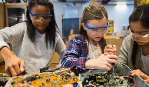 11 de febrero: Día Internacional de la Mujer y la Niña en la Ciencia