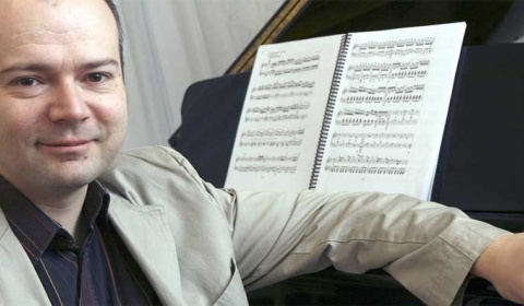 Concierto de la Orquesta Sinfónica de Salta con el pianista Armands Abols