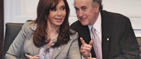 Cristina Kirchner no aspira ningún cargo público electivo, según ella