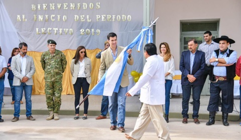 Urtubey inaugura una escuela que su gobierno destinará ‘a originarios y criollos’