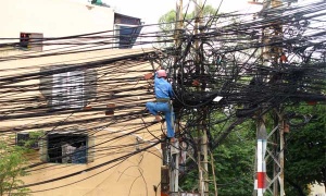 La ordenanza que obliga a soterrar los cables eléctricos no es inconstitucional, según la Corte de Salta