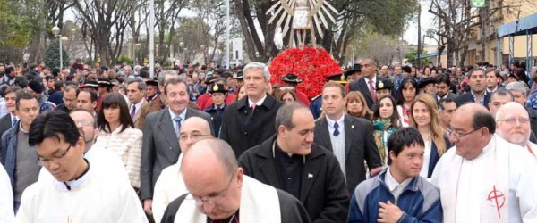 Zottos y Cargnello encabezan la procesión del Milagro en Metán