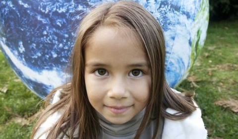 Día Internacional de la Niña: Empoderar a las adolescentes, poner fin al ciclo de la violencia