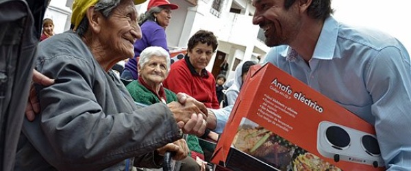 Gobernar en Salta es regalar