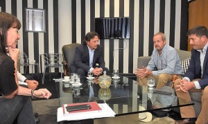 Sáenz manda a cavar en Embarcación un pozo de agua para aborígenes y otro para ‘criollos’