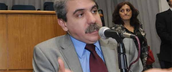 Tiempo de decisiones: polarización y convergencia