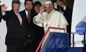 Macri, los sindicatos y los ataques al Papa
