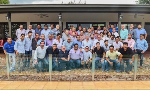 La política en Salta cambia poco; los políticos no cambian nada