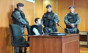 Dos periodistas piden la 'justicia' de los reclusos para Gaspar Cinco