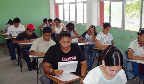 Un juez de Salta manda a un reo a terminar con la escuela primaria