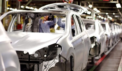 La producción de automóviles cae un 25,7% en septiembre