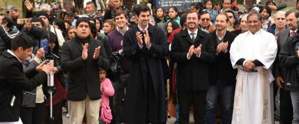Urtubey pasea sus candidatos en la fiesta provincial del tabaco en Chicoana