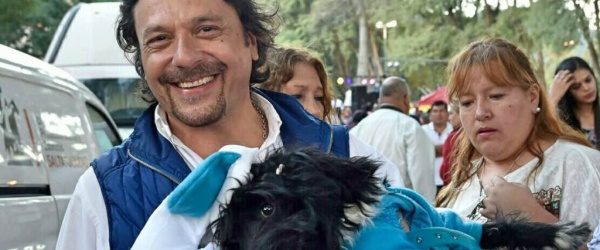 Sáenz recoge las banderas abandonadas por Urtubey y planta cara a los asesinatos de mujeres